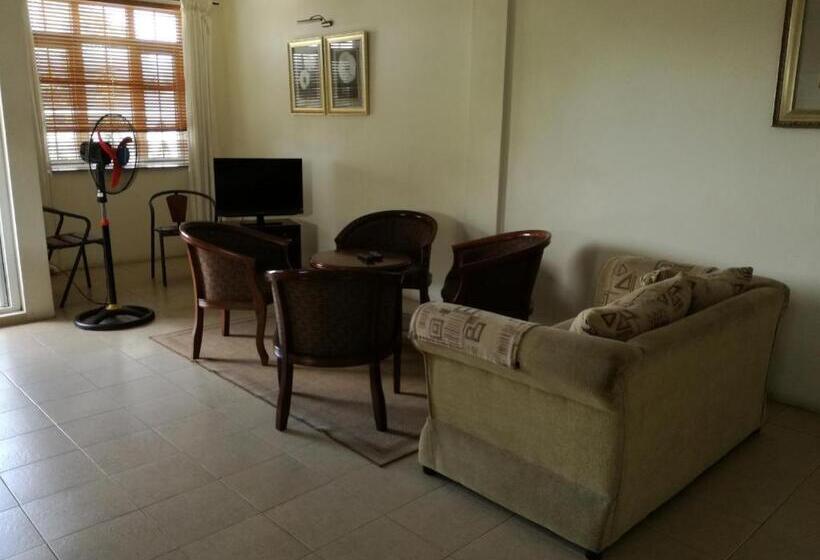 آپارتمان 2 خوابه, Trendzone Apartments