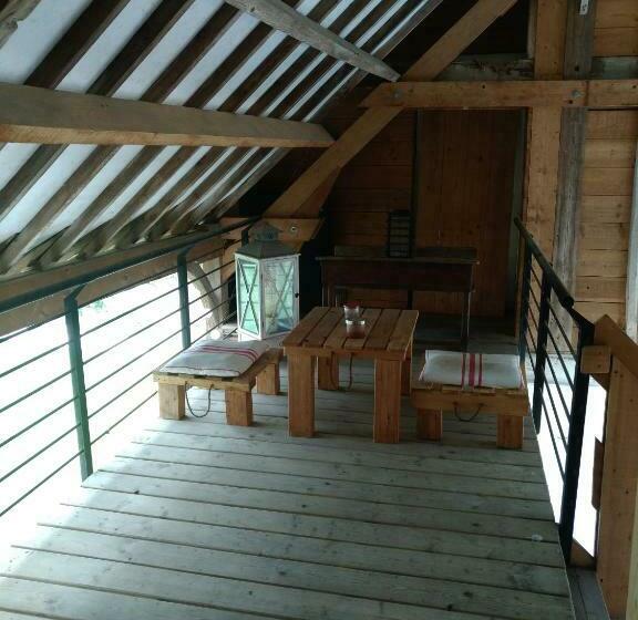 غرفة قياسية مطلّة علي الحديقة, Arrest En Baie