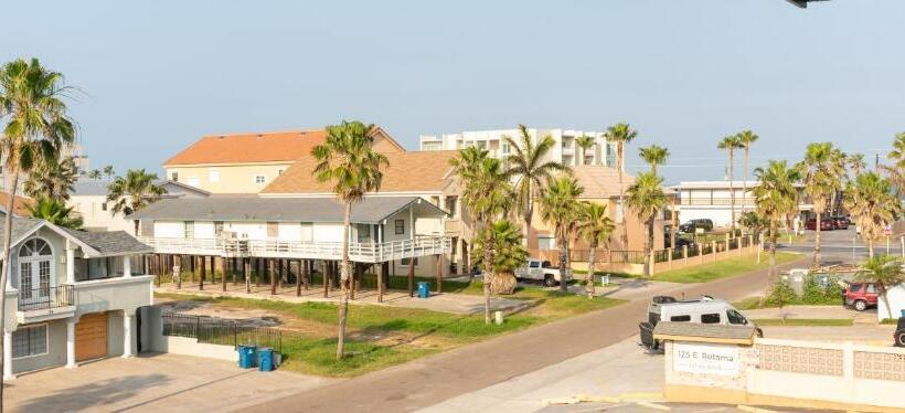 침실 1개 발코니 아파트, South Padre Island Condo Is Walking Distance To The Beach, Sleeps 6, Third Floor, 2024 Traveler Awar
