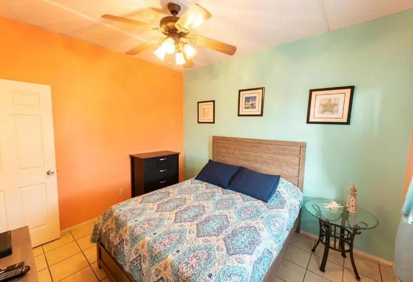 バルコニー付き1ベッドルームアパートメント, South Padre Island Condo Is Walking Distance To The Beach, Sleeps 6, Third Floor, 2024 Traveler Awar