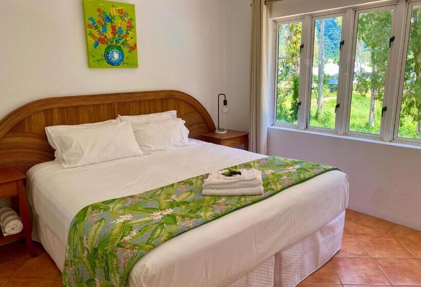 Апартаменты 1 Спальня с Видом, Beachview Apartments At Villa Paradiso