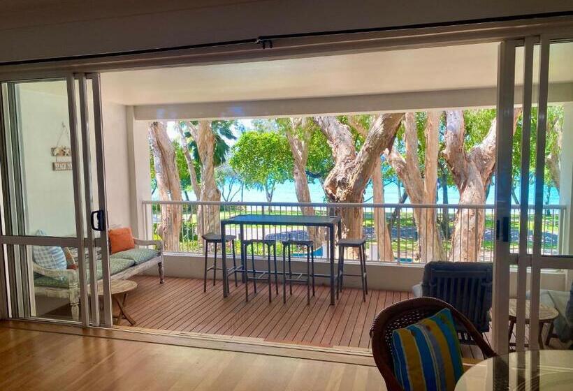 2 Bedroom Apartment with Views, Beachview Apartments At Villa Paradiso