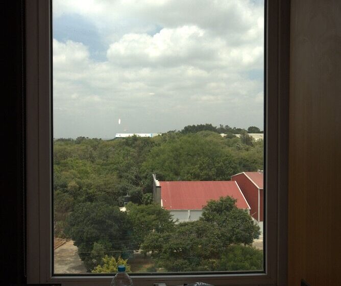 غرفه قياسيه سريرين مزدوجين, Aloft Bengaluru Whitefield