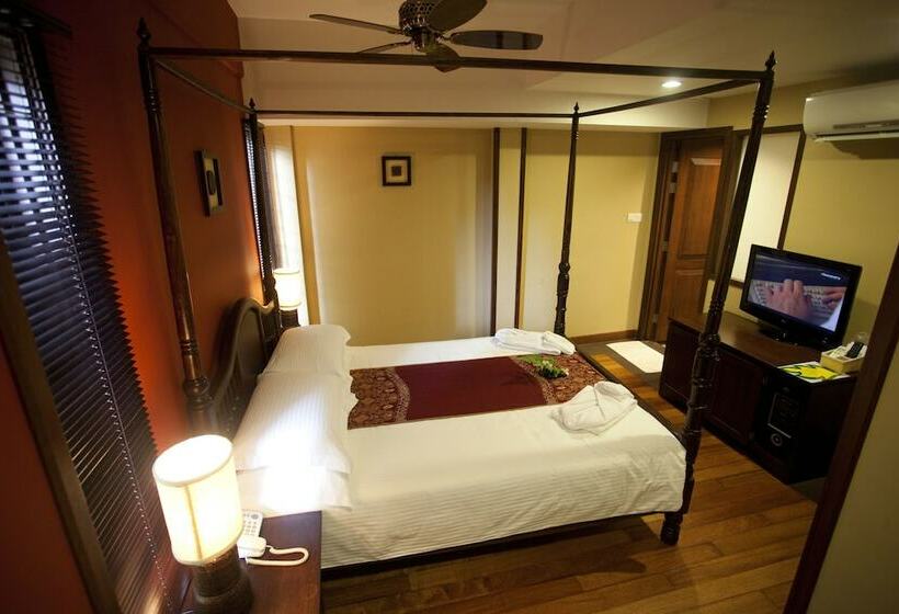 اتاق کلاسیک, Anggun Boutique