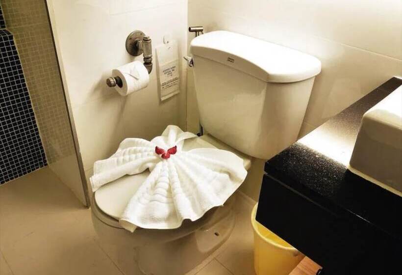 Quarto Deluxe, Forty Winks Phuket