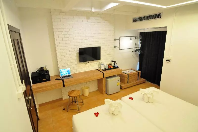 デラックスルーム, Forty Winks Phuket