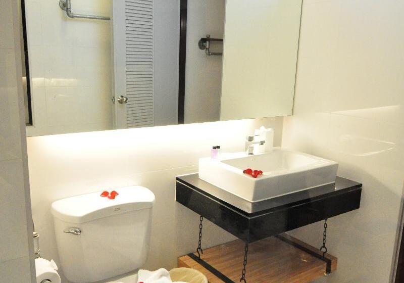 Quarto Deluxe, Forty Winks Phuket