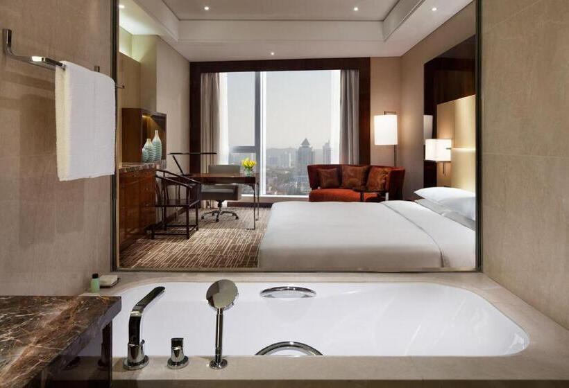 Club Room King Bed, Hyatt Regency Jinan