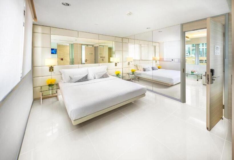 سوئیت پریمیوم 2 خوابه, Iclub Wan Chai