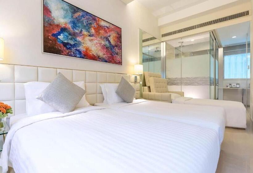 اتاق خانوادگی, Iclub Wan Chai