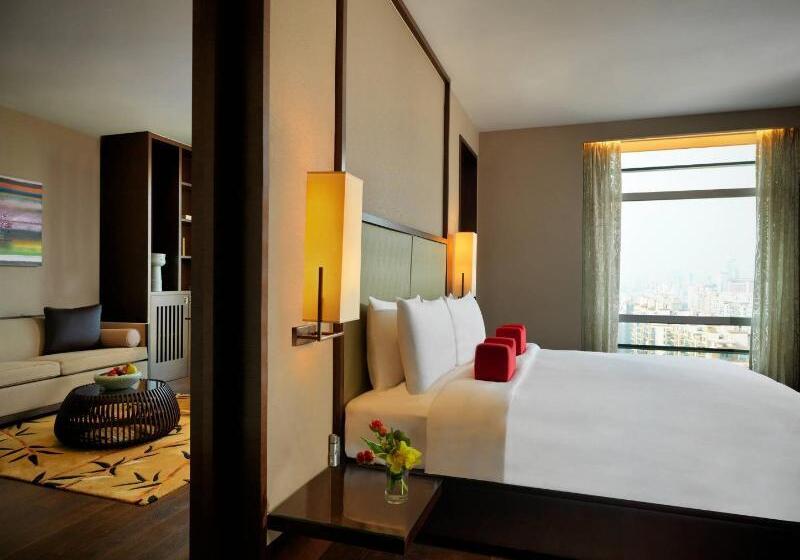 Deluxe Suite King Bed, Jumeirah Himalayas  Shanghai