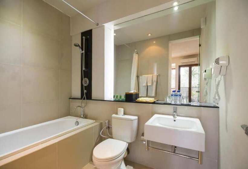 Люкс, Kokonut Suites