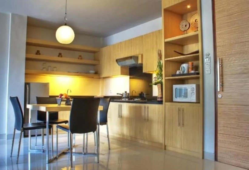 Люкс, Kokonut Suites