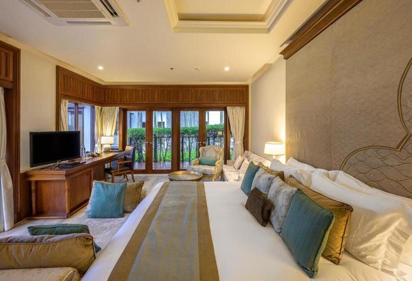 Вилла 3 Спальни с Бассейном, Maikhao Dream Villa Resort And Spa, Maikhao Phuket