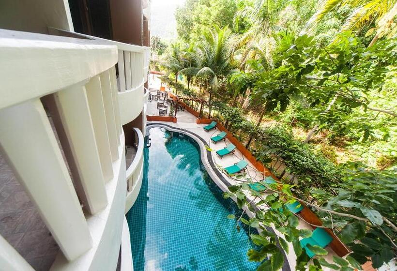 디럭스 룸 킹사이즈 침대, Ratana Hill Patong