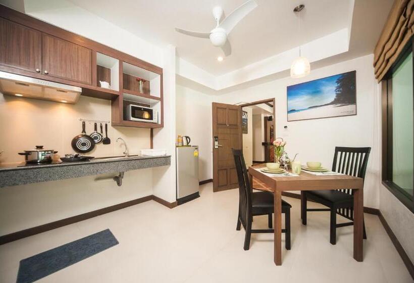 스위트, Ratana Hill Patong