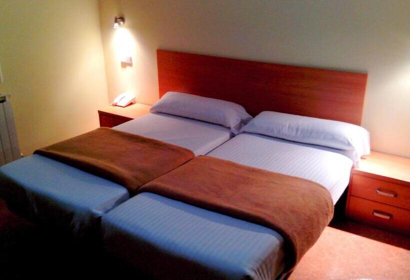 آپارتمان 2 خوابه, Rc Ramon Y Cajal