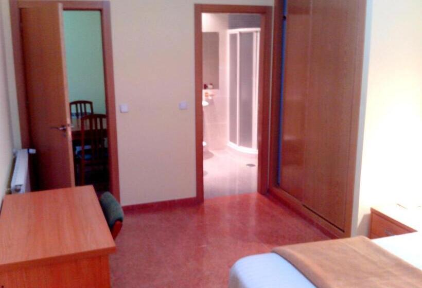 آپارتمان سوپریور 2 خوابه, Rc Ramon Y Cajal