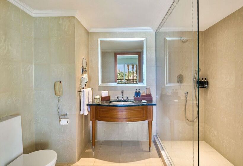 اتاق لوکس با تخت بزرگ, Swissôtel Sharm El Sheikh All Inclusive Collection