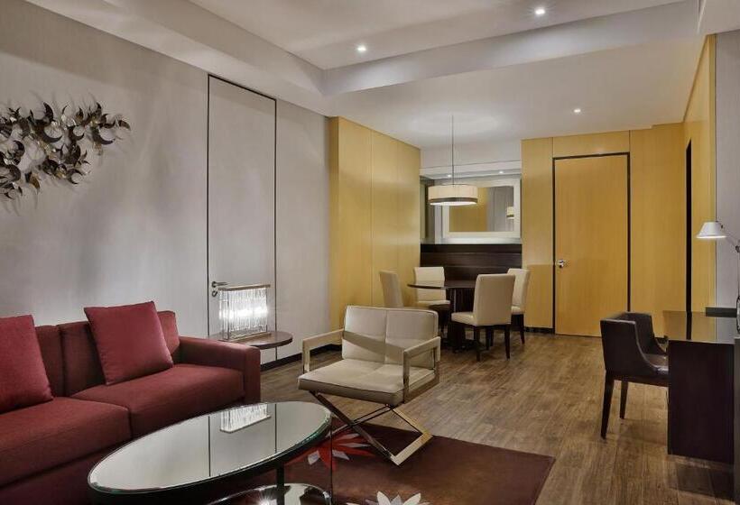 سوئیت با تخت بزرگ, The Westin City Centre Bahrain