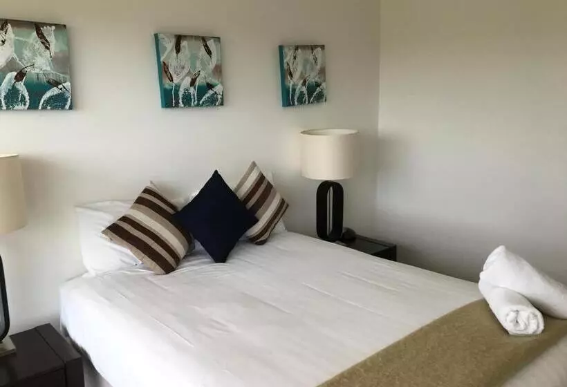 家族用アパートメント, Kirra Surf Apartments