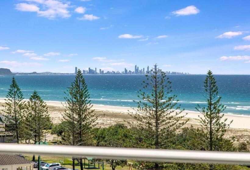 オーシャンビューの3ベッドルームデラックスアパート, Kirra Surf Apartments