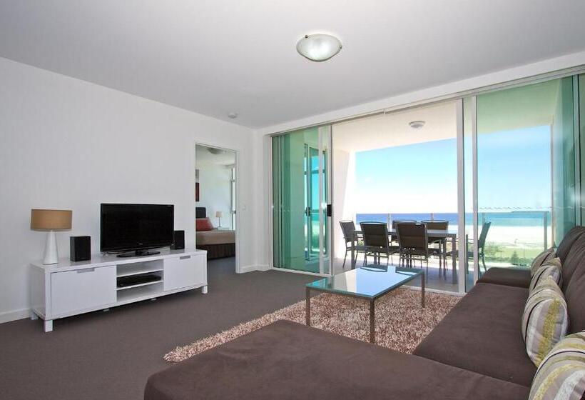 شقة 3 غرف مطلة على البحر, Kirra Surf Apartments