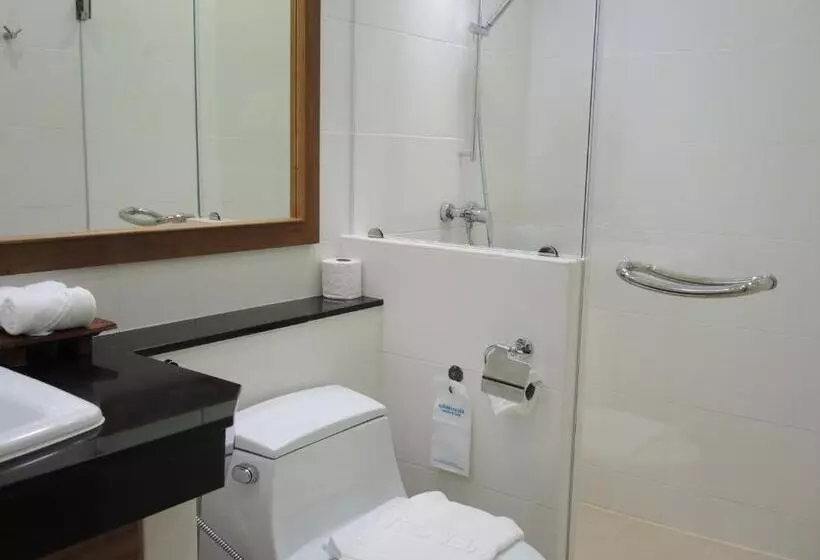 اتاق لوکس با بالکن, Smile House Fisherman Village