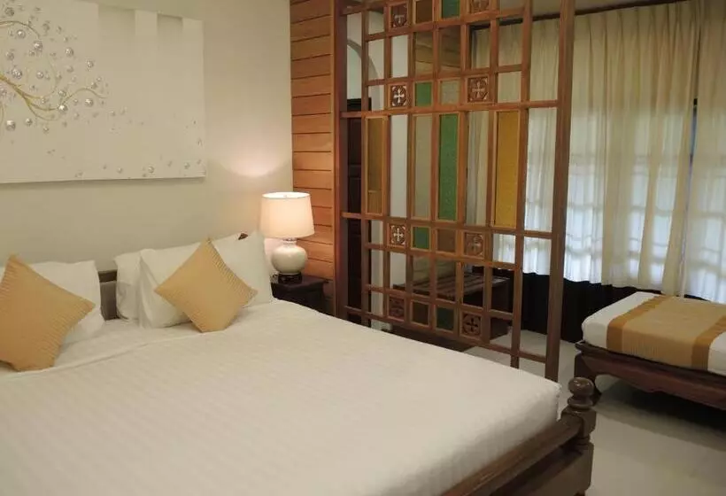 اتاق لوکس با بالکن, Smile House Fisherman Village