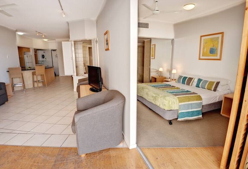 Апартаменты 2 Спальни, Rolling Surf Resort