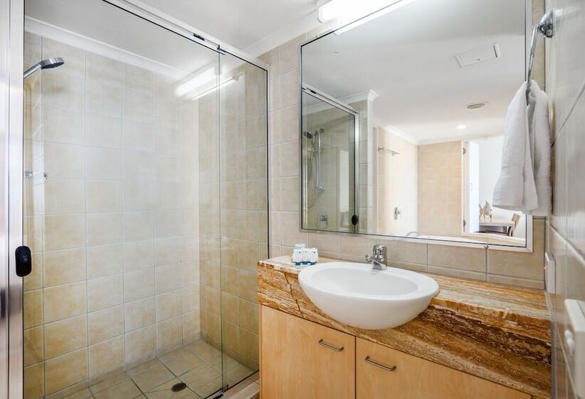Апартаменты 1 Спальня с Балконом, Rolling Surf Resort
