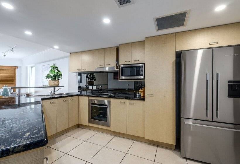 Апартаменты 2 Спальни Внутрение, Rolling Surf Resort