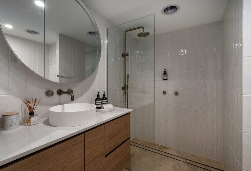 Апартаменты Superior 3 Спальни, Rolling Surf Resort