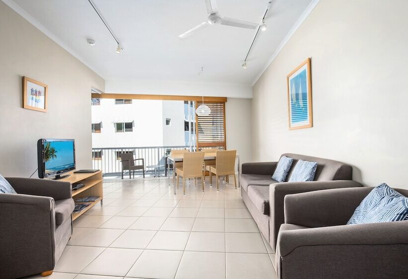 Апартаменты 2 Спальни, Rolling Surf Resort