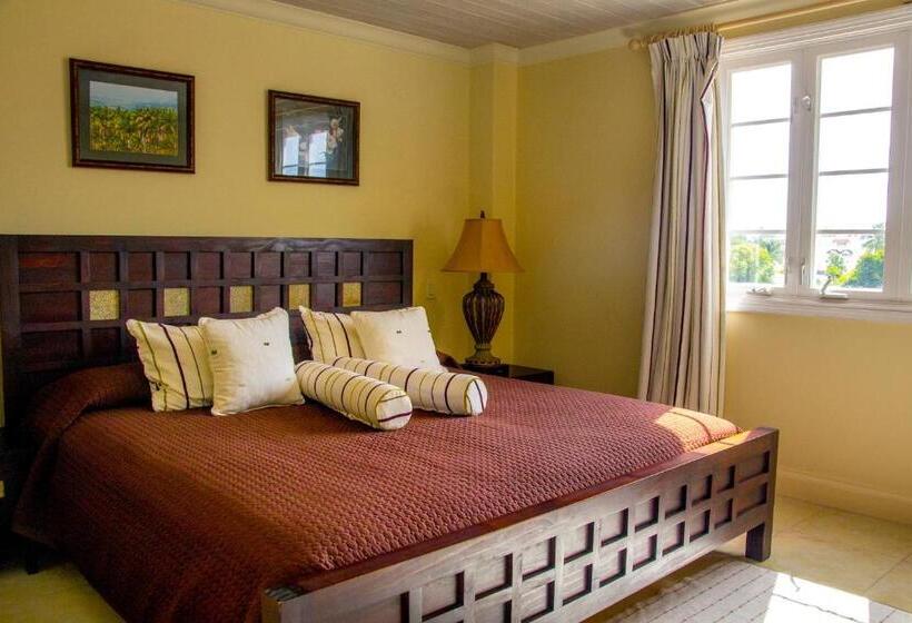 آپارتمان لوکس 2 خوابه, White Sands Beach Condos