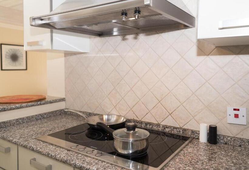 آپارتمان لوکس 2 خوابه, White Sands Beach Condos