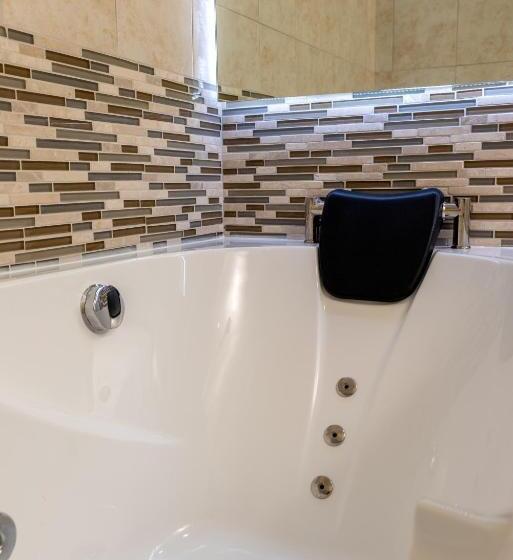 سوئیت 2 خوابه, White Sands Beach Condos