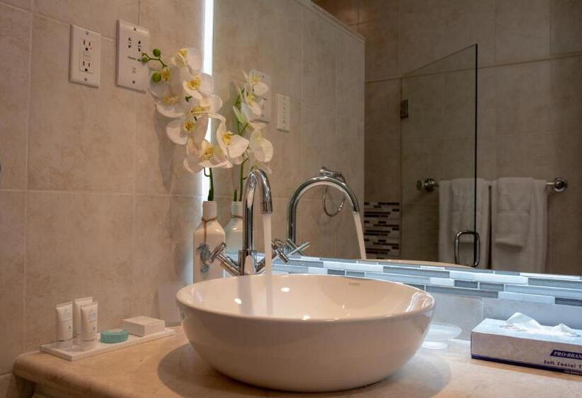 سوئیت 2 خوابه, White Sands Beach Condos