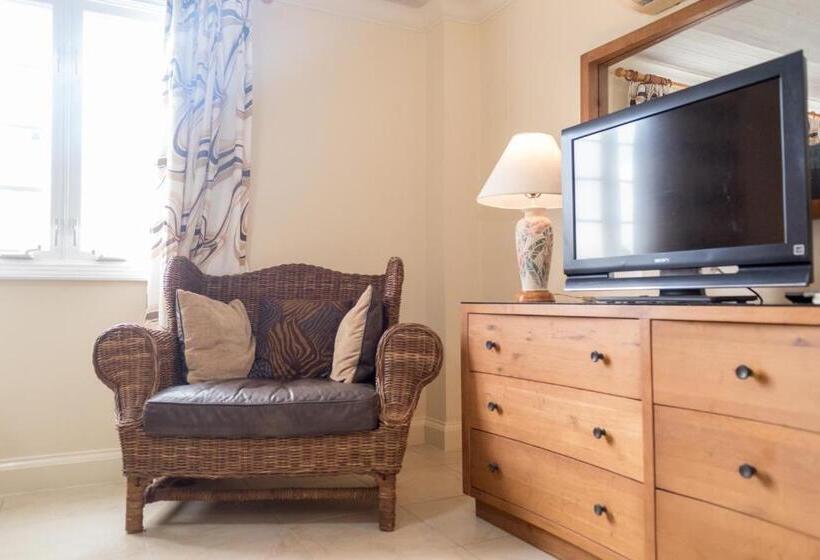 آپارتمان لوکس 2 خوابه, White Sands Beach Condos