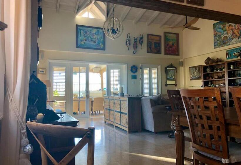 1 Bedroom Penthouse Apartment, White Sands Beach Condos