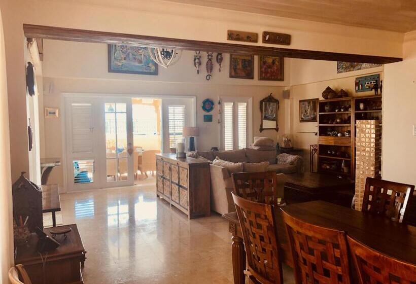 1 Bedroom Penthouse Apartment, White Sands Beach Condos