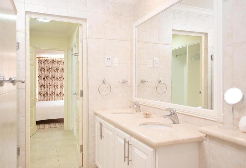 آپارتمان لوکس 2 خوابه, White Sands Beach Condos