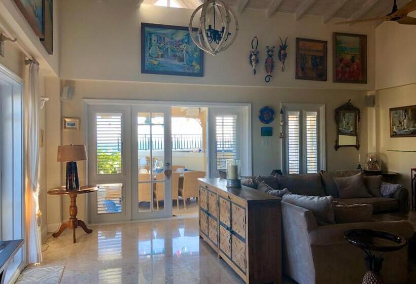 1 Bedroom Penthouse Apartment, White Sands Beach Condos