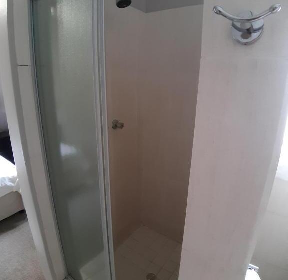 غرفة ديلوكس, Porterhouse Eleven