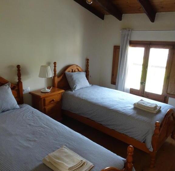 חדר משפחתי, Les Magranes Bed & Breakfast