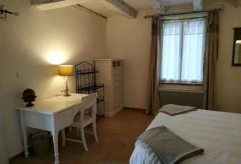 Standard Værelse King Size Seng, Bastide De Luzert