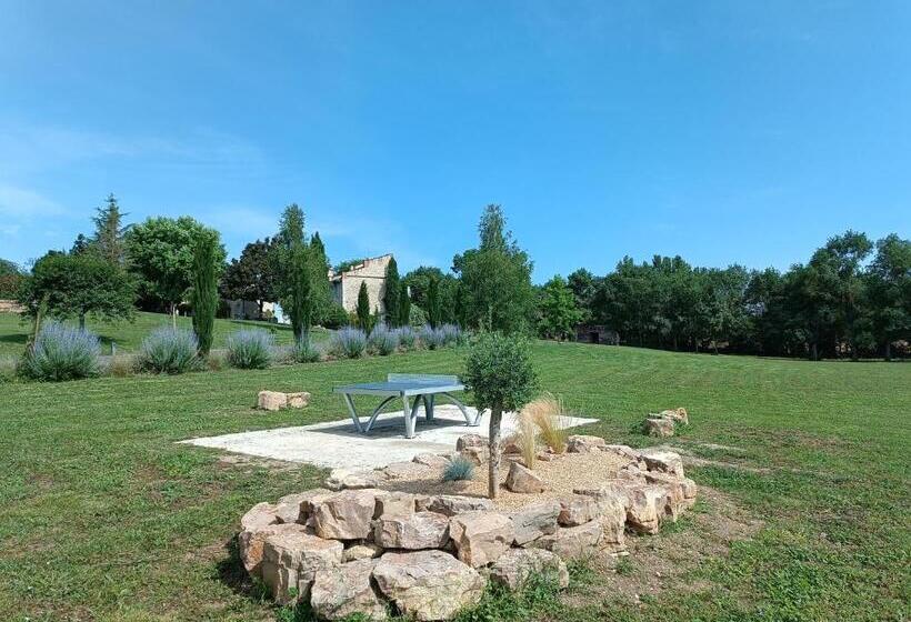 스탠다드 룸 킹사이즈 침대, Bastide De Luzert