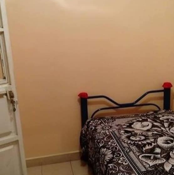 غرفة قياسية فردية, Habitaciones Amuebladas. Poliforum/centro