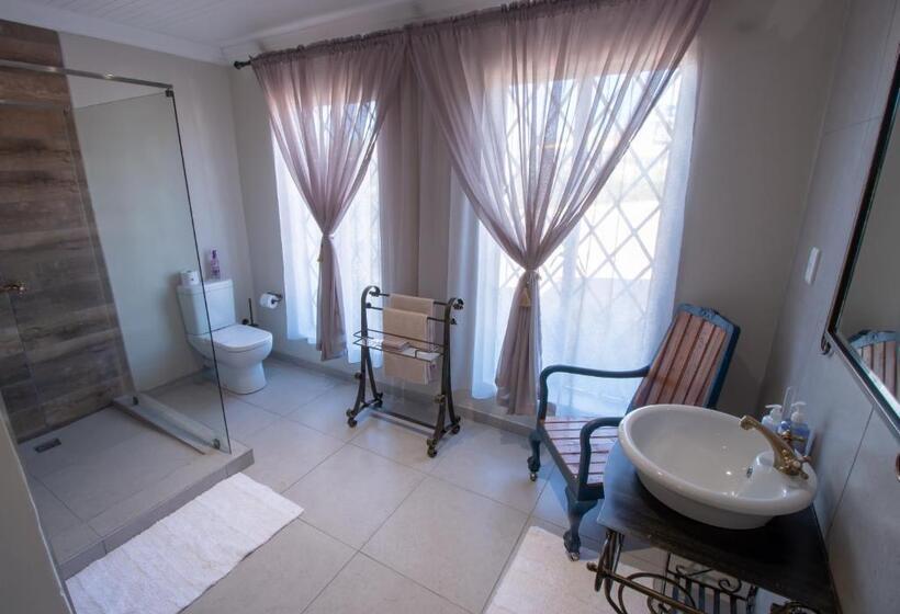 Номер Economy, Pluvio