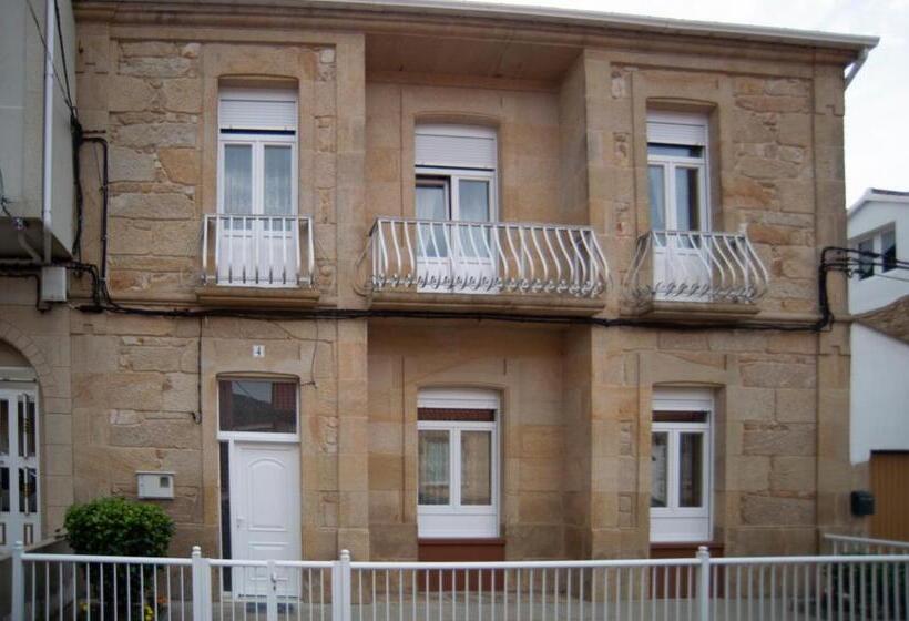 خانه 1 خوابه, Rakel